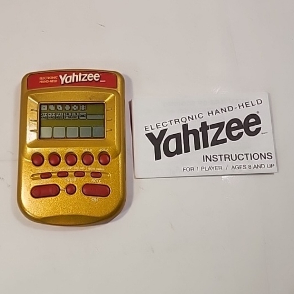 Vintage Yahtzee Electronic Handheld Game Gold & Red Hasbro 2002 Tested.
